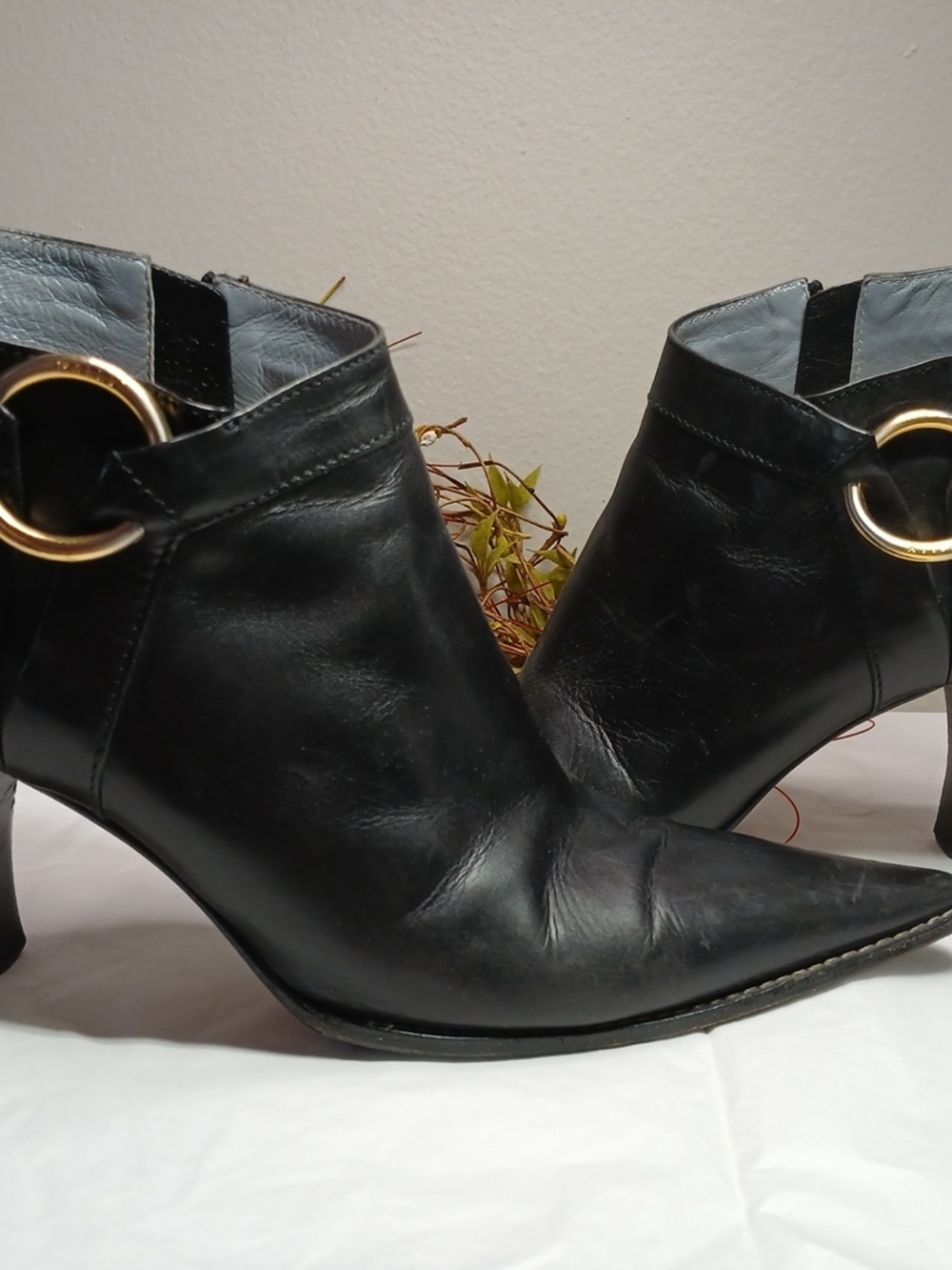 Bally Black Leather Pointed Ankle Booties with Gold Ring Womens Sz 7.5